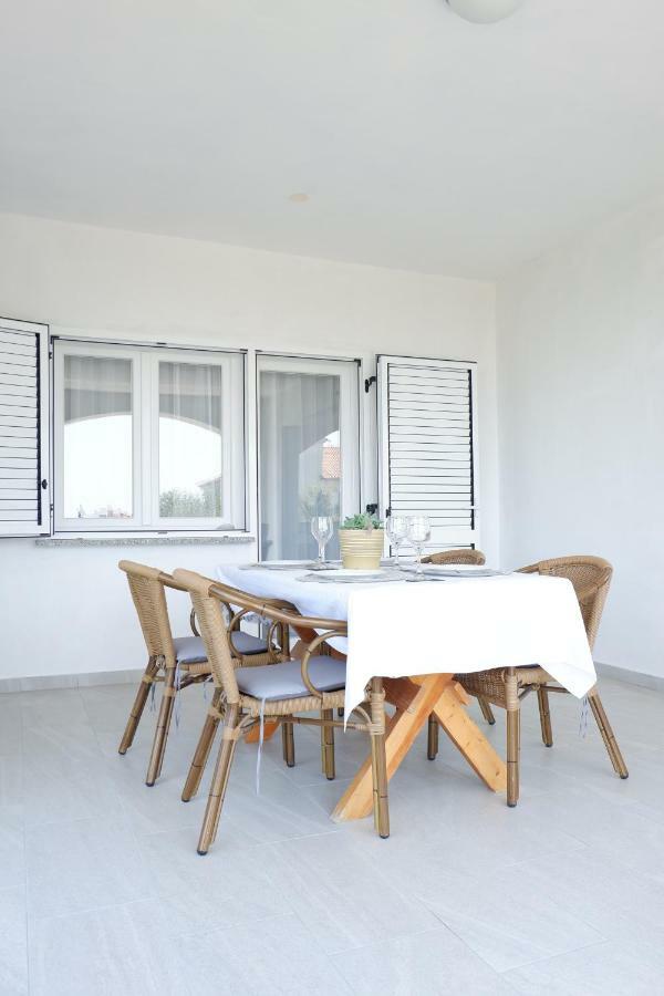 Apartment Ponos Krk Town Exteriör bild